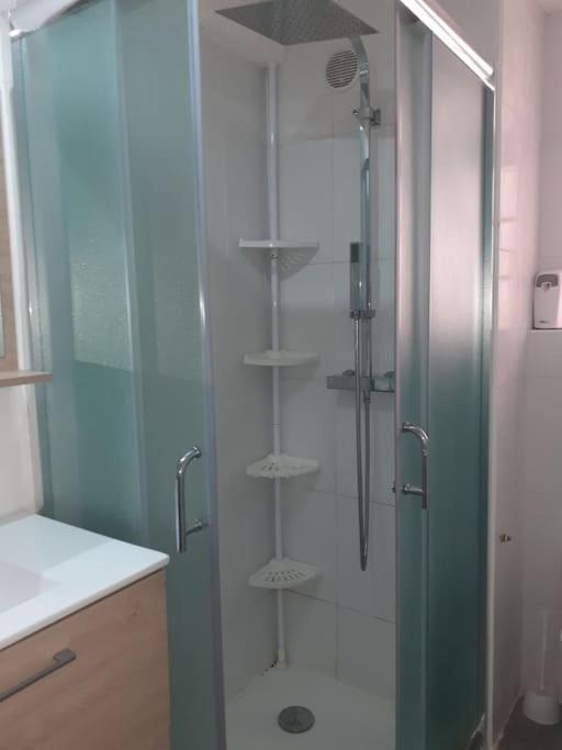 Jolie 2p Au Centre De Golfe-juan A 2mn Des Plages Apartamento *
